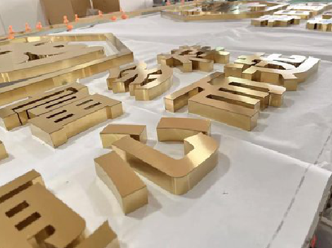 庐山市拉丝不锈钢字的特点。